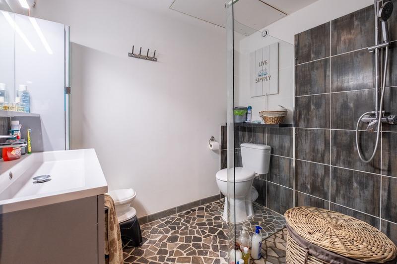 Maison en pierre - 207 m² - 7 pièces