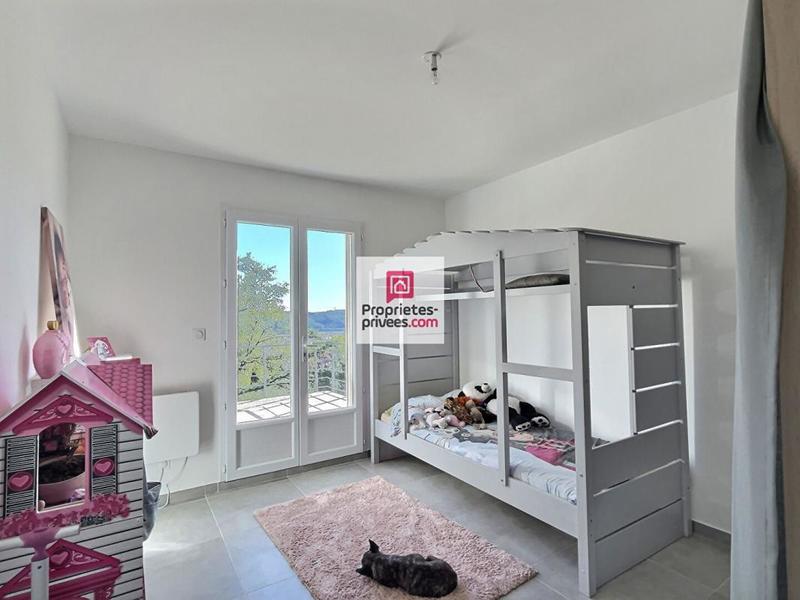 Villa - 142 m² - 6 pièces