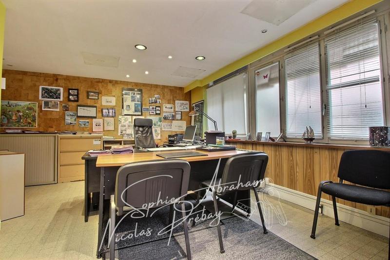 Maison - 283 m² - 8 pièces