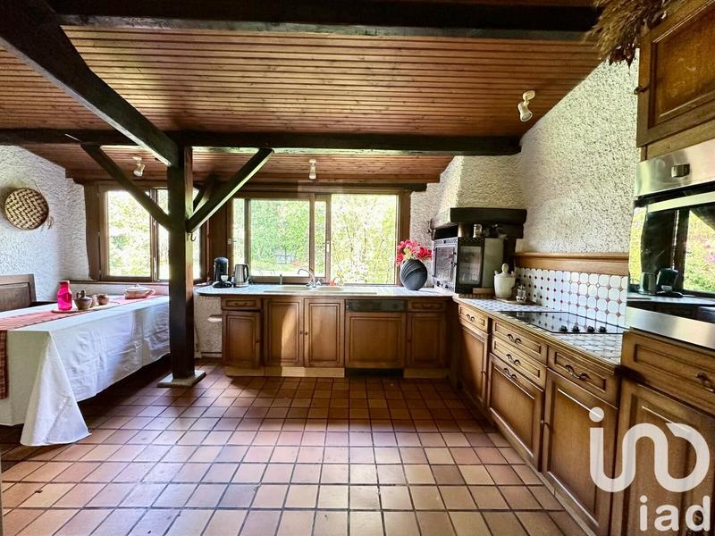 Maison - 176 m² - 7 pièces