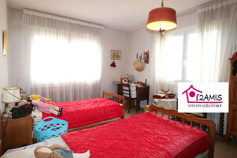 Maison - 111 m² - 5 pièces