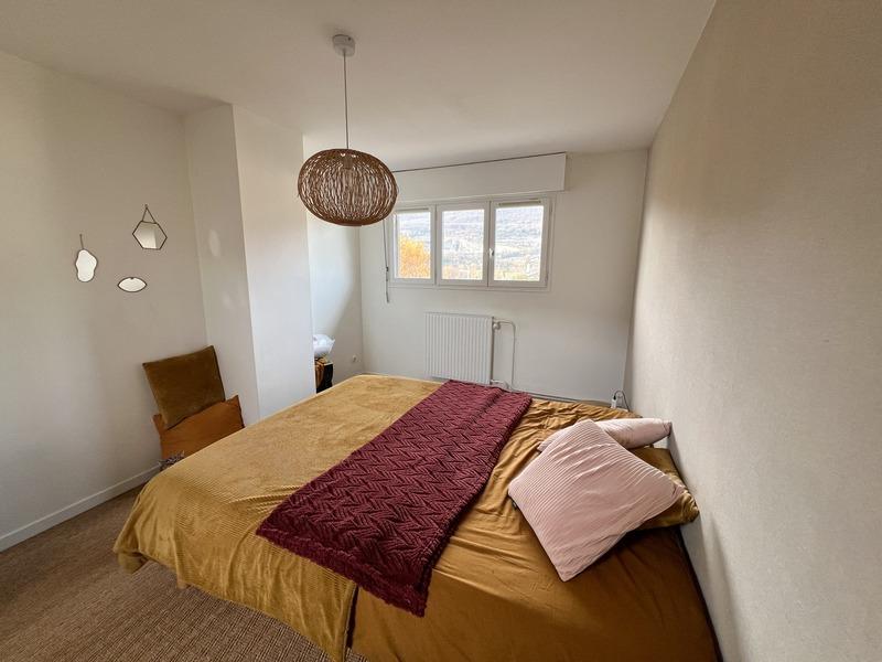 Maison - 115 m² - 6 pièces