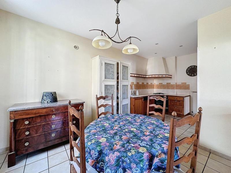 Maison - 225 m² - 5 pièces