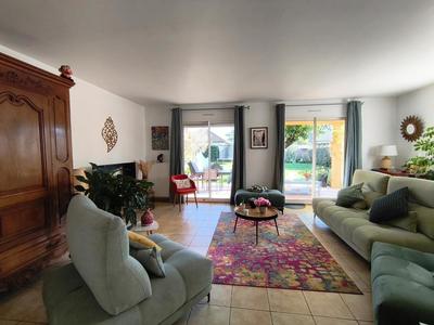 Maison - 187 m² - 7 pièces