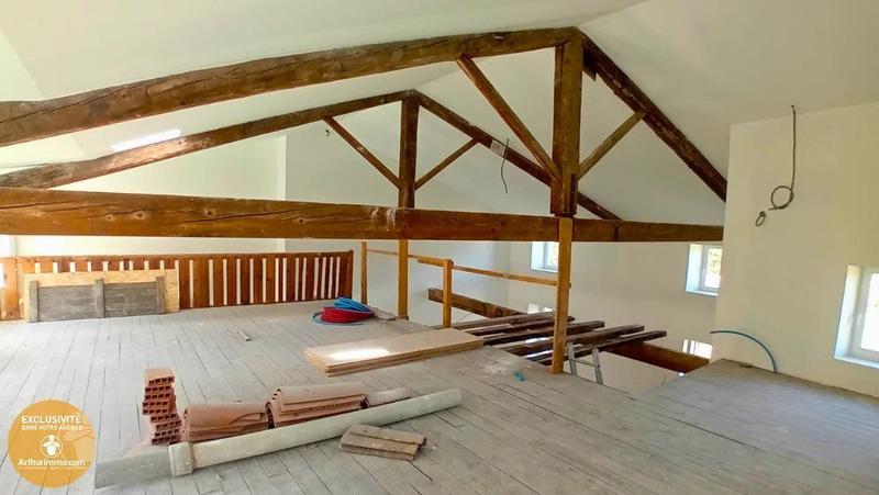 Maison - 268 m² - 7 pièces