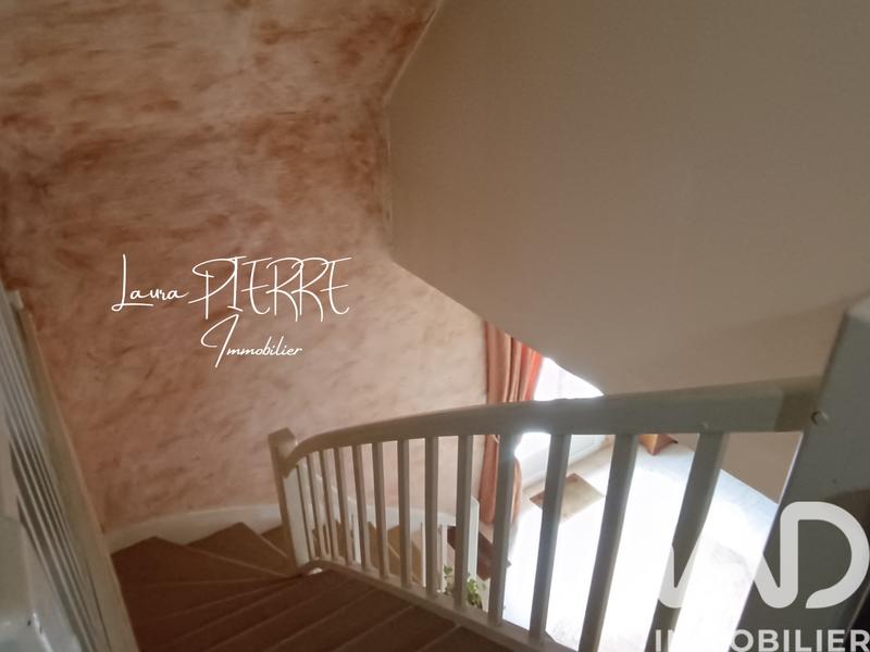 Maison - 276 m² - 10 pièces