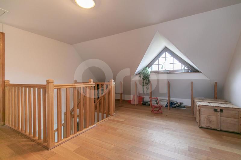 Maison - 138 m² - 6 pièces