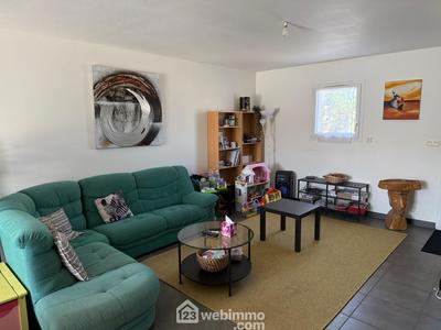 Maison - 92 m² - 4 pièces