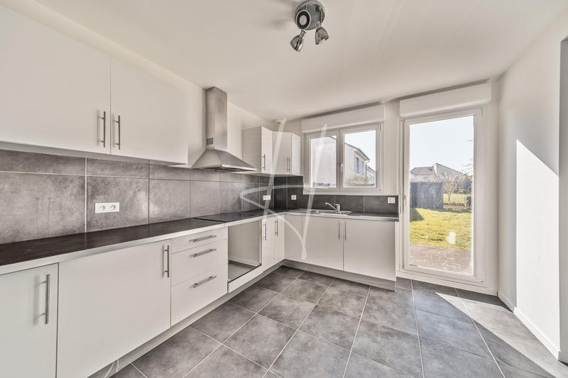 Maison - 120 m² - 6 pièces