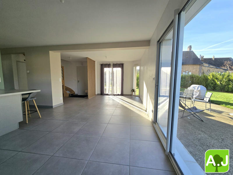 Maison contemporaine - 105 m² - 6 pièces