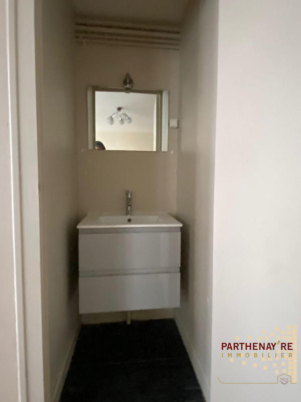 Maison - 220 m² - 8 pièces