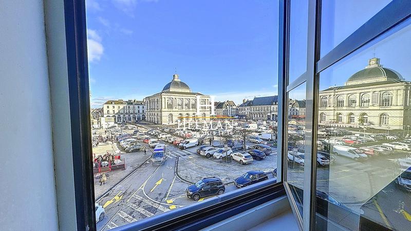 Bureau - 67 m² - 2 pièces