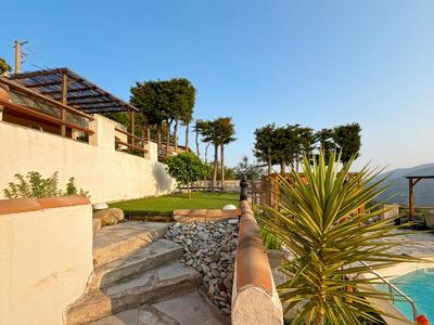 Villa - 170 m² - 5 pièces