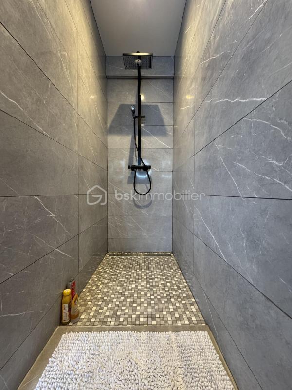 Maison de ville - 106 m² - 6 pièces