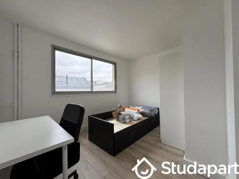 Chambre - 13 m² - 1 pièce