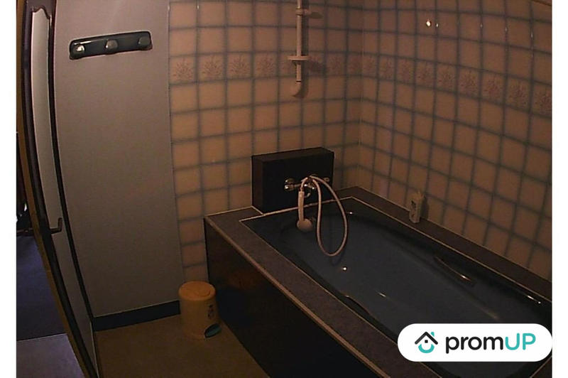 Maison - 320 m² - 10 pièces