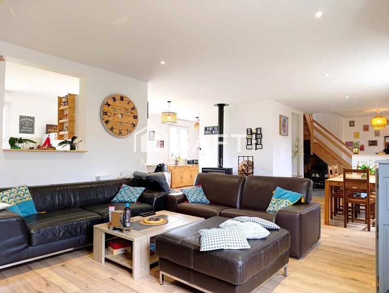 Maison - 158 m² - 6 pièces