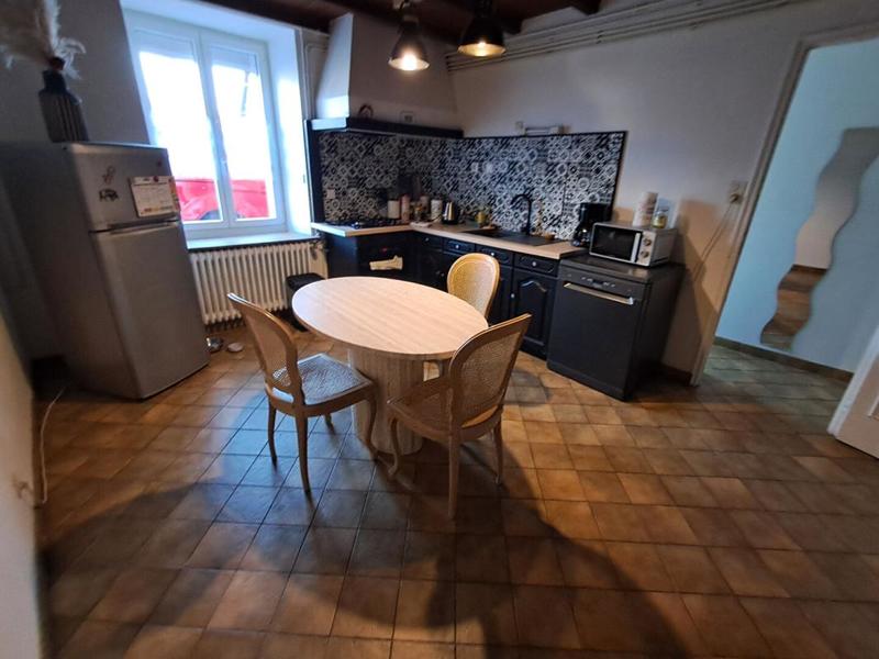 Maison - 108 m² - 6 pièces