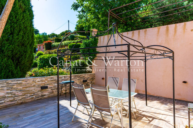 Villa - 220 m² - 7 pièces