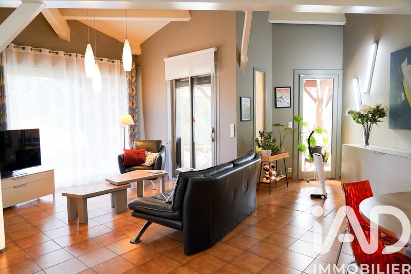 Maison - 163 m² - 7 pièces