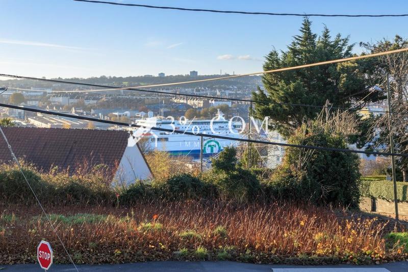 Maison - 141 m² - 5 pièces