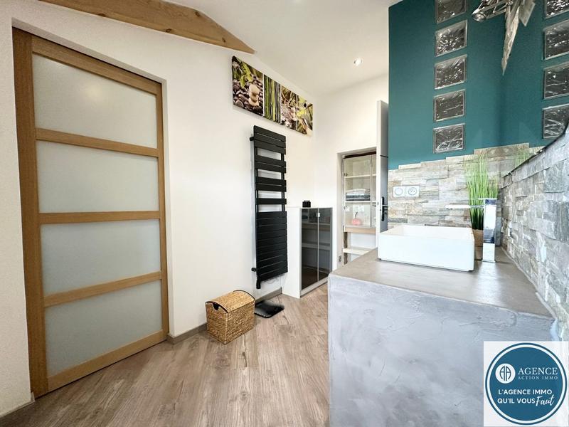 Maison - 101 m² - 4 pièces