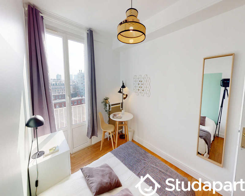 Chambre - 80 m² - 1 pièce