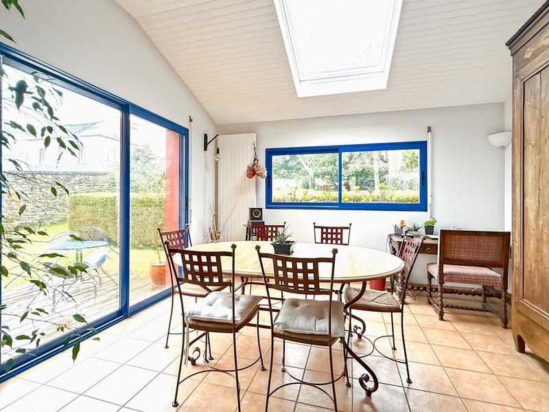 Maison - 110 m² - 6 pièces