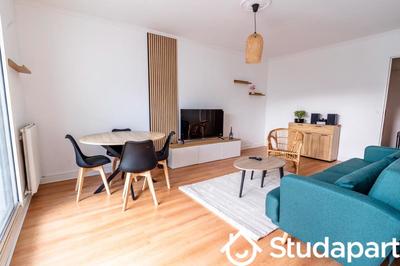 Chambre - 12 m² - 1 pièce