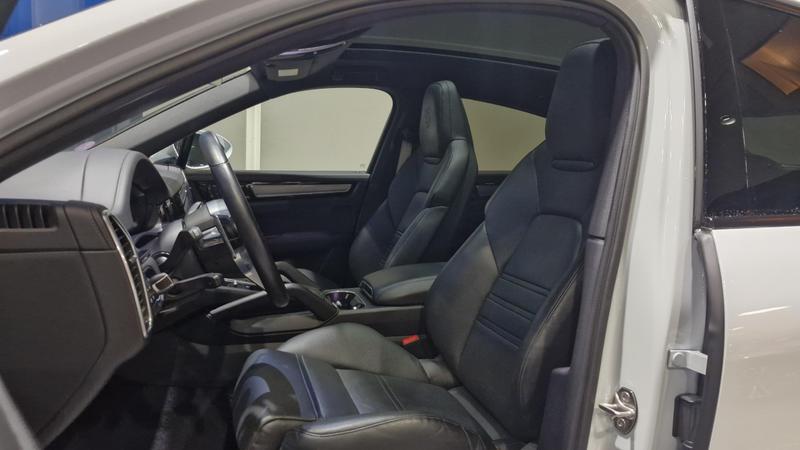 Porsche Cayenne Coupé 3.0 V6 E-Hybrid Platinum Edition Auto