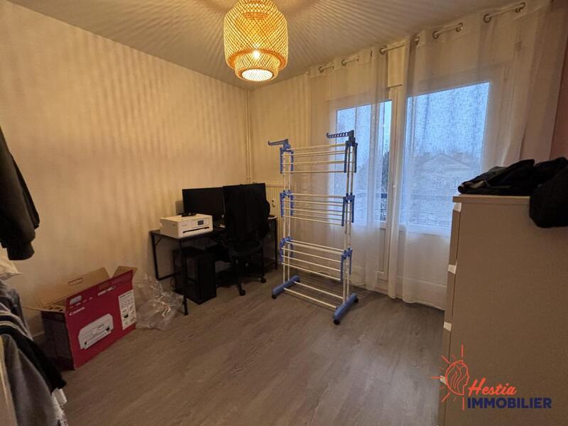 Appartement - 80 m² - 3 pièces