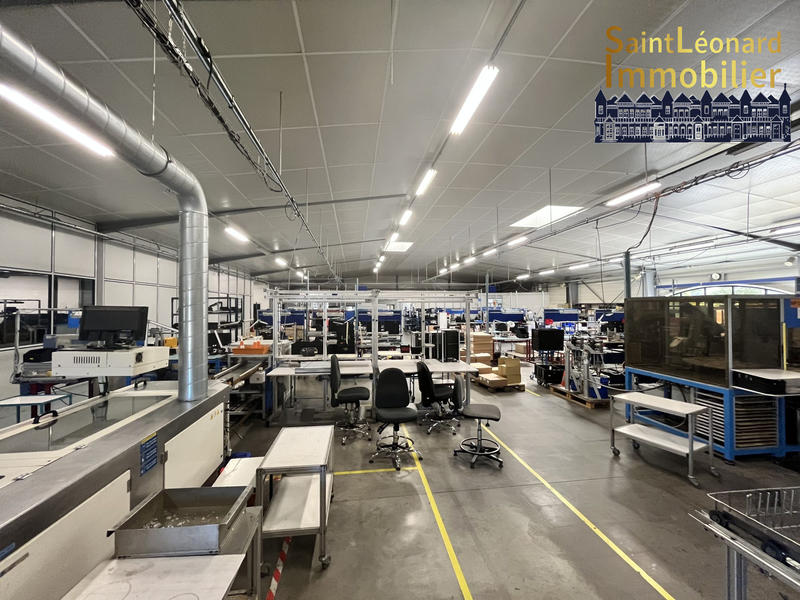 Local d'activités - 2 550 m²