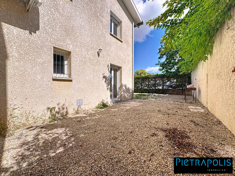 Local d'activités - 104 m² - 4 pièces