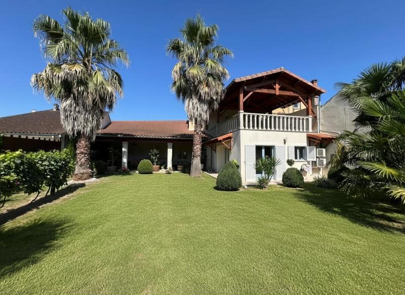 Maison de ville - 185 m² - 5 pièces