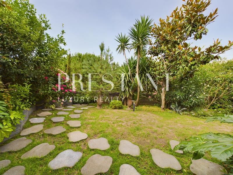 Maison - 193 m² - 7 pièces