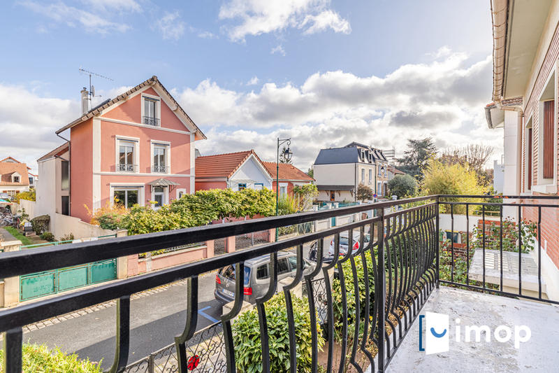 Pavillon - 121 m² - 7 pièces