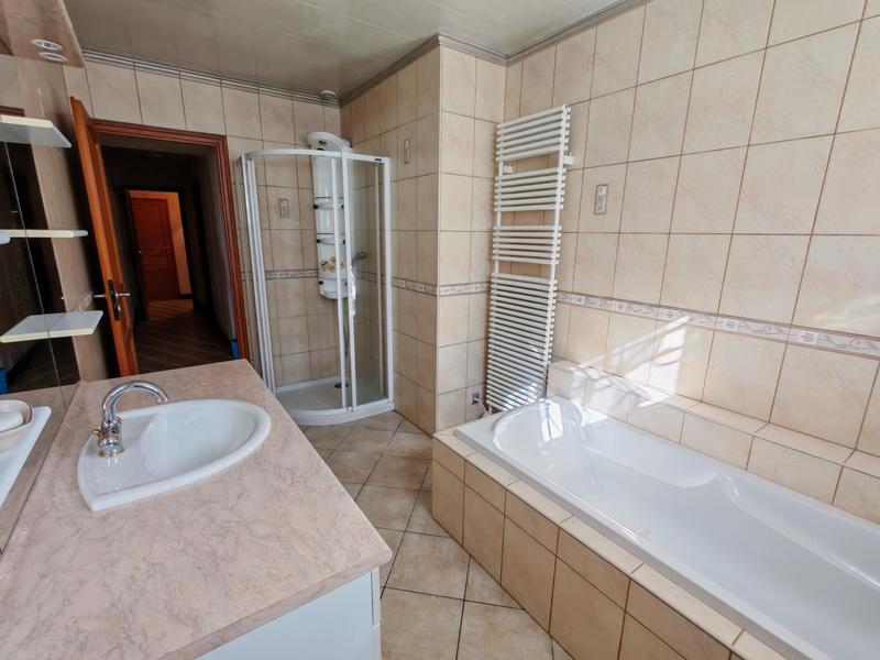 Maison - 151 m² - 3 pièces