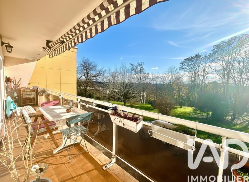 Appartement - 94 m² - 4 pièces