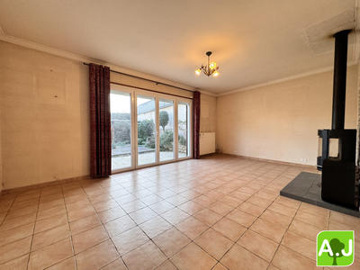 Maison - 97 m² - 4 pièces