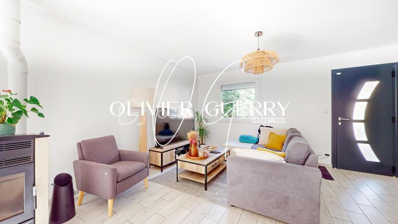 Maison - 85 m² - 4 pièces