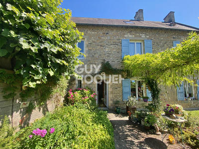 Maison - 152 m² - 6 pièces