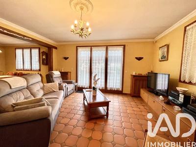 Maison - 140 m² - 7 pièces