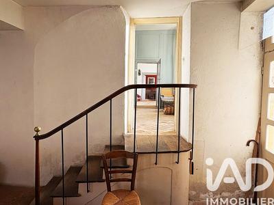 Maison - 292 m² - 9 pièces