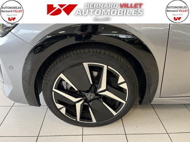 Peugeot 208 Hybrid 136 e-Dcs6 Gt