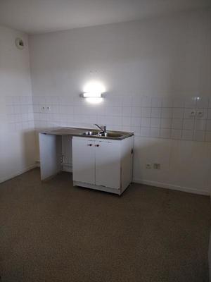 Appartement ancien - 66 m² - 3 pièces