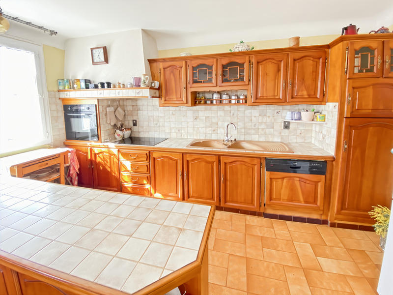 Maison - 192 m² - 6 pièces