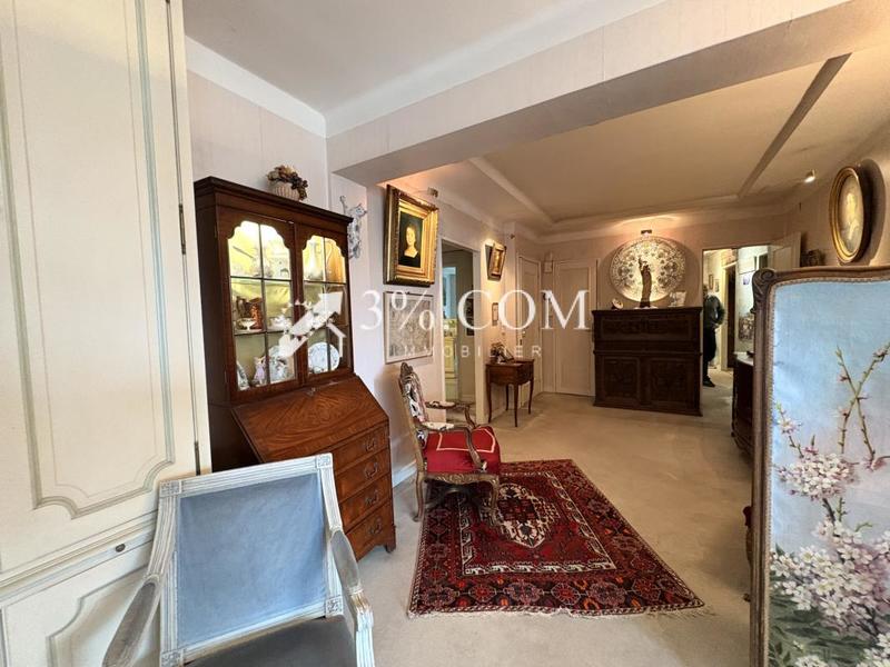 Appartement - 125 m² - 6 pièces