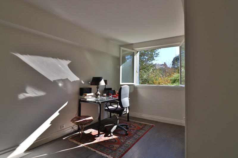 Maison - 220 m² - 7 pièces