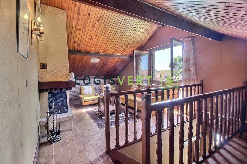 Maison - 122 m² - 7 pièces