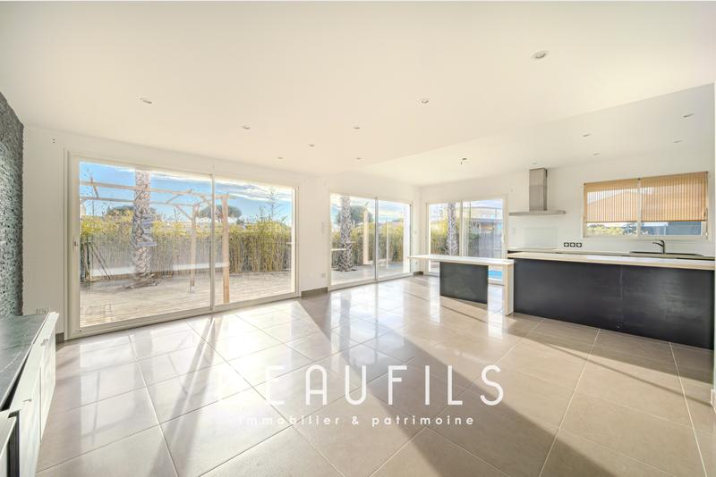 Villa - 114 m² - 4 pièces